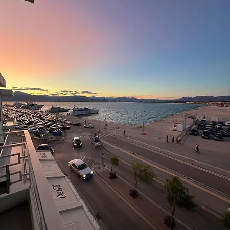 Διαμέρισμα Stork House Family