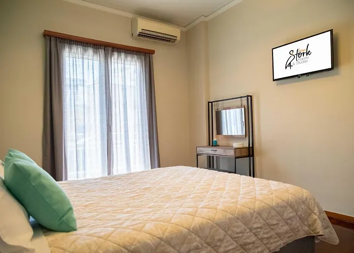 Stork House Family *